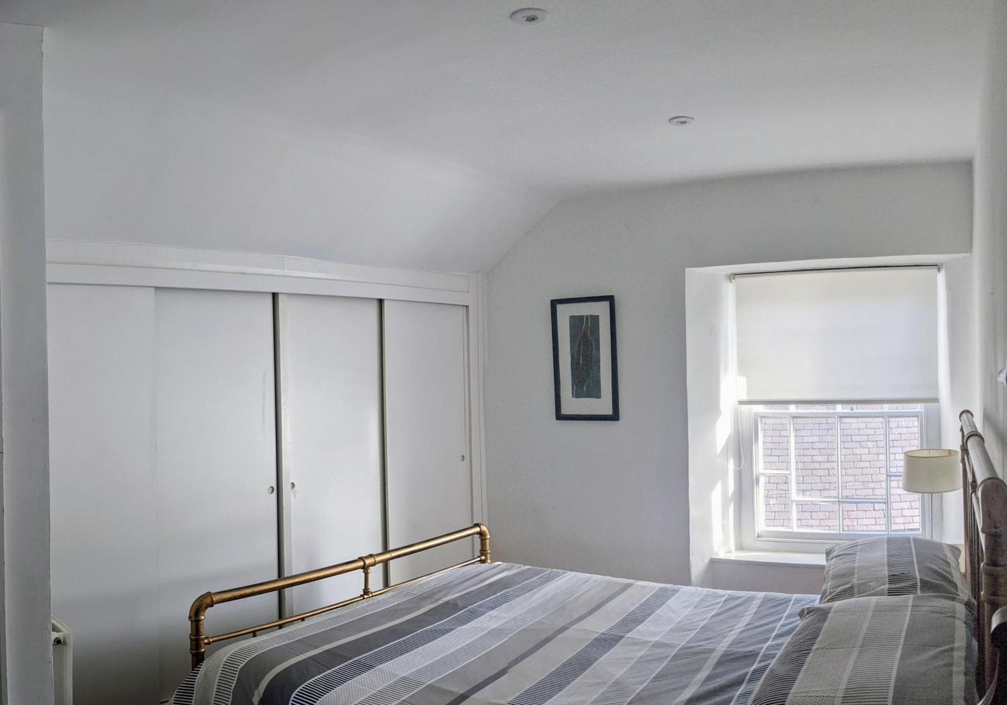 St Davids Gin & Kitchen - The Cathedral Villas Quarto foto